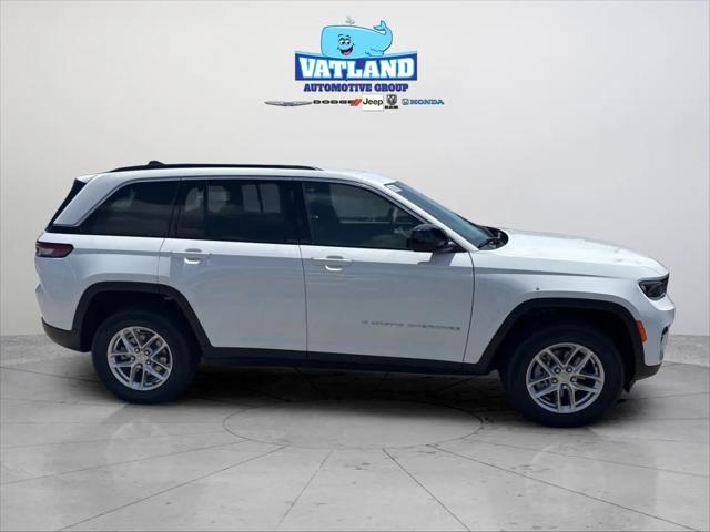 2026 Jeep Grand Cherokee Laredo 4x4