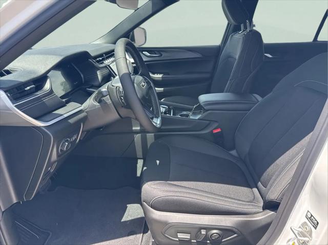 2026 Jeep Grand Cherokee Laredo 4x4