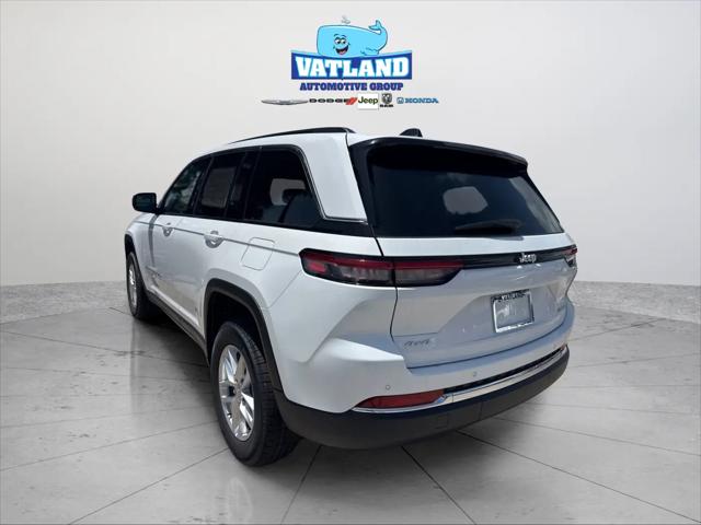 2026 Jeep Grand Cherokee Laredo 4x4