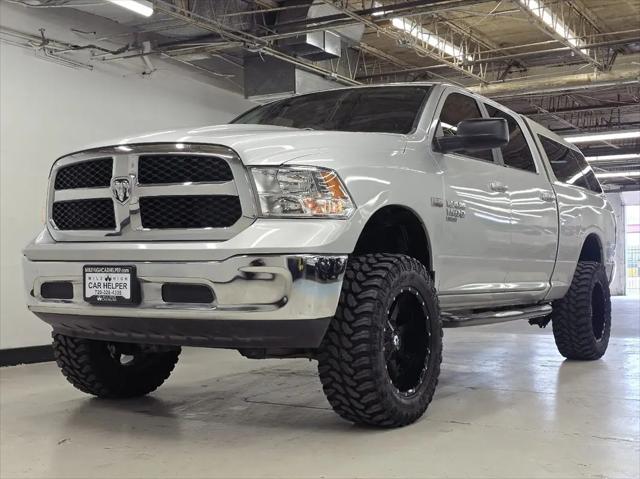 2019 Ram 1500 Classic SLT Crew Cab 4x4 6'4" Box