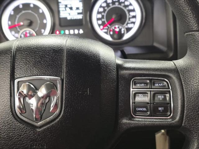 2019 Ram 1500 Classic SLT Crew Cab 4x4 6'4" Box