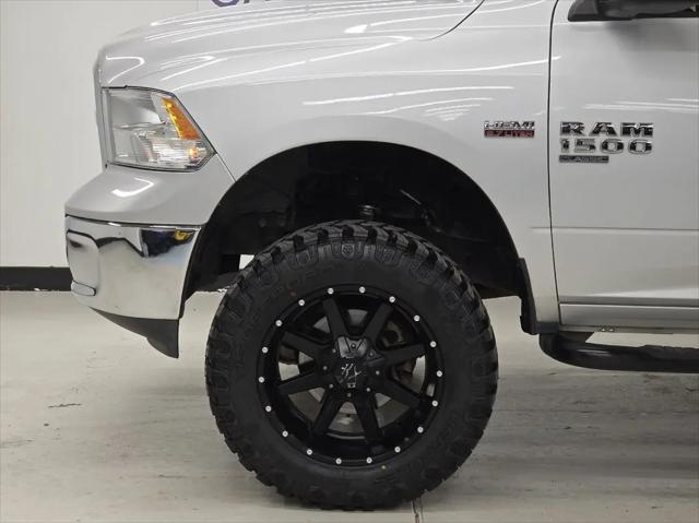 2019 Ram 1500 Classic SLT Crew Cab 4x4 6'4" Box