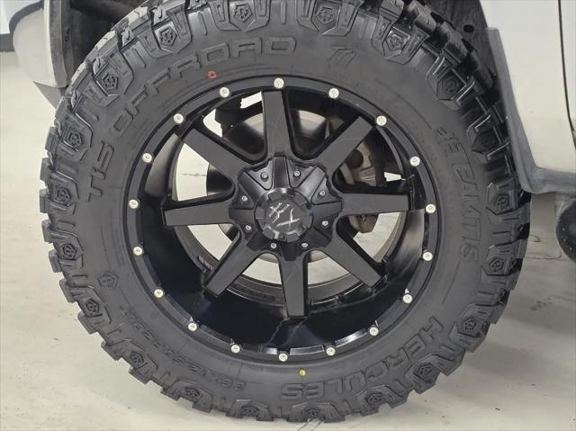 2019 Ram 1500 Classic SLT Crew Cab 4x4 6'4" Box