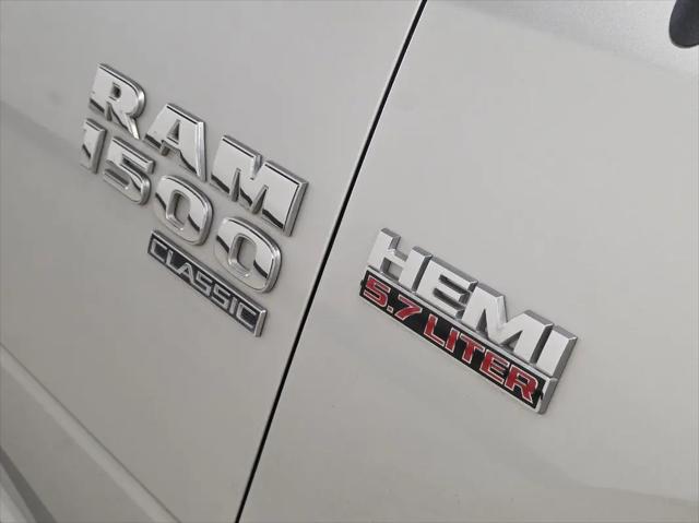 2019 Ram 1500 Classic SLT Crew Cab 4x4 6'4" Box