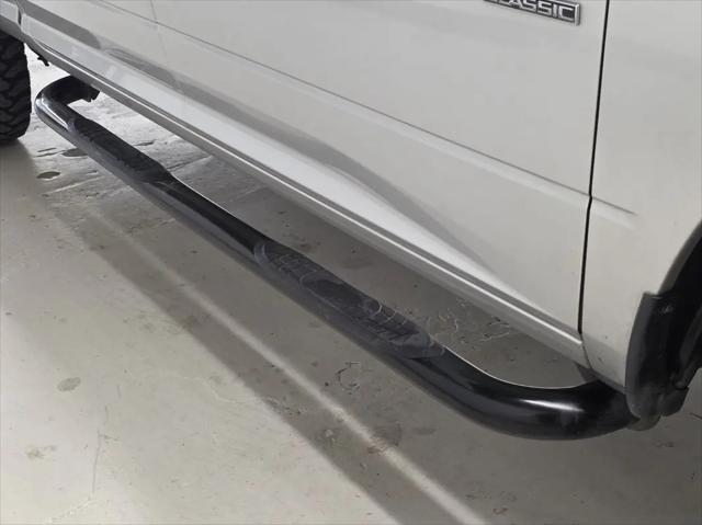 2019 Ram 1500 Classic SLT Crew Cab 4x4 6'4" Box