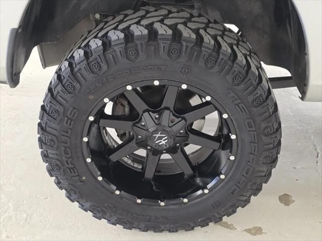2019 Ram 1500 Classic SLT Crew Cab 4x4 6'4" Box