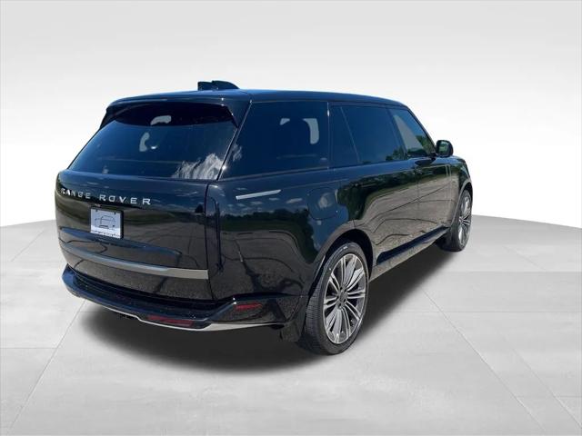 2026 Land Rover Range Rover P530 SE 7 Seat