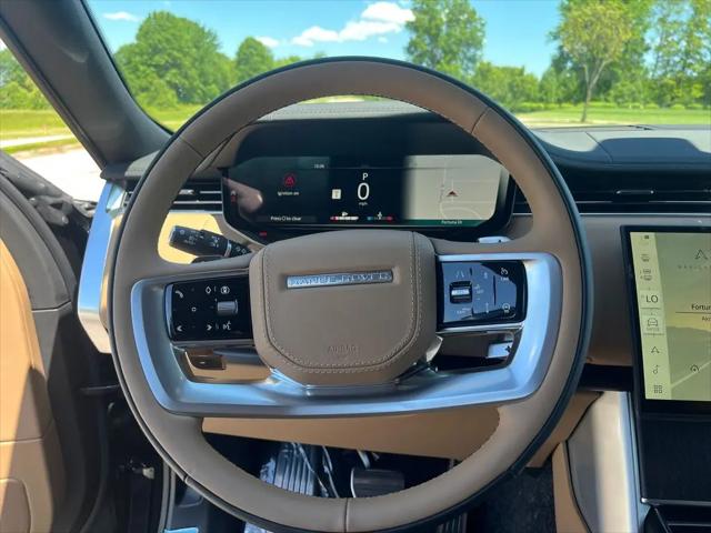 2026 Land Rover Range Rover P530 SE 7 Seat