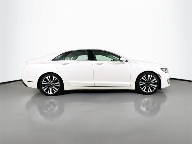 2017 Lincoln MKZ Select