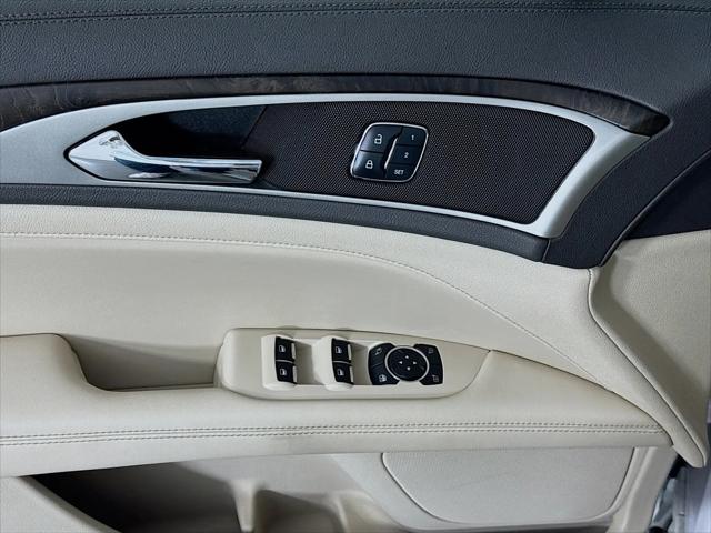 2017 Lincoln MKZ Select