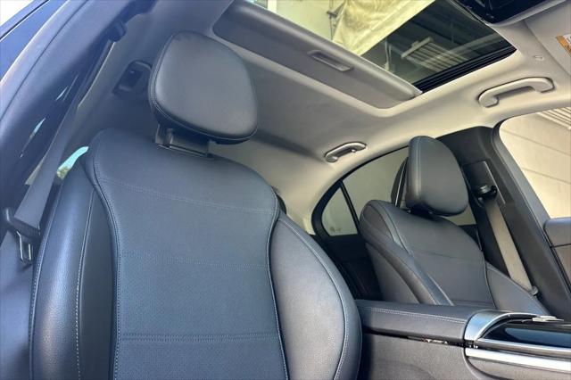 2025 Mercedes-Benz C-CLASS C 300 C 300