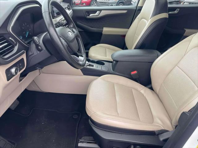 2020 Ford Escape SEL