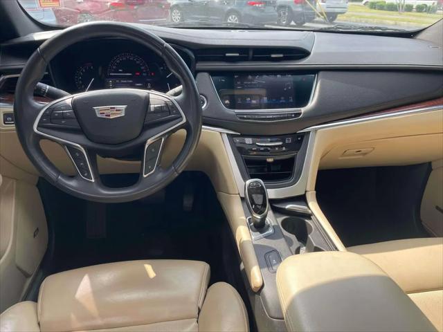 2017 Cadillac XT5 Luxury