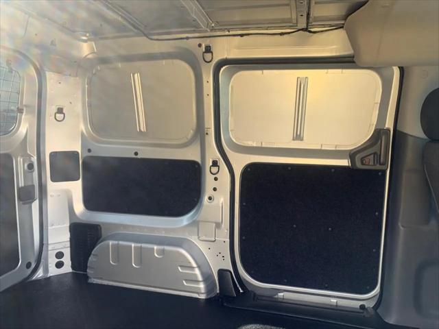 2020 Nissan NV200 Compact Cargo SV Xtronic CVT