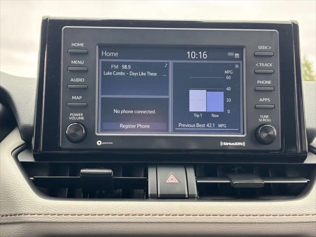 2022 Toyota RAV4 Hybrid XLE