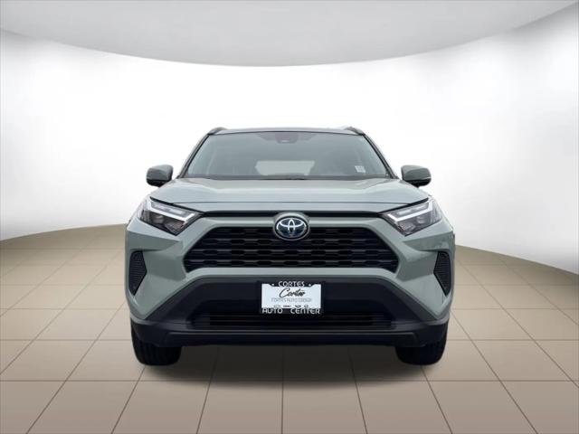 2022 Toyota RAV4 Hybrid XLE