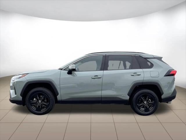 2022 Toyota RAV4 Hybrid XLE