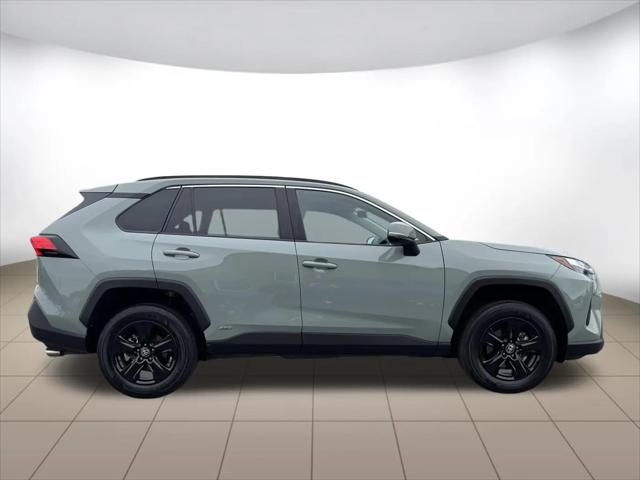 2022 Toyota RAV4 Hybrid XLE