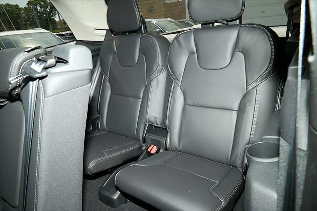 2026 Volvo XC90 Plug-In Hybrid Ultra Dark Theme, T8 AWD, Electric/Gasoline, 7 Seats