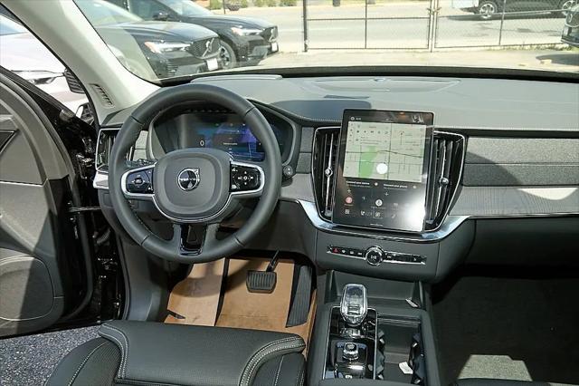 2026 Volvo XC90 Plug-In Hybrid Ultra Dark Theme, T8 AWD, Electric/Gasoline, 7 Seats