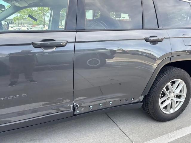 2021 Jeep Grand Cherokee Laredo 4x2
