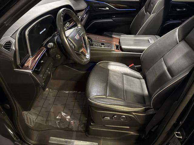 2023 Cadillac Escalade ESV 4WD Premium Luxury