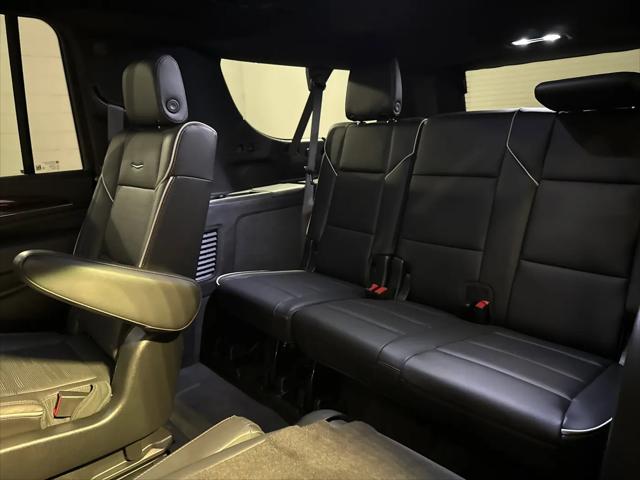 2023 Cadillac Escalade ESV 4WD Premium Luxury