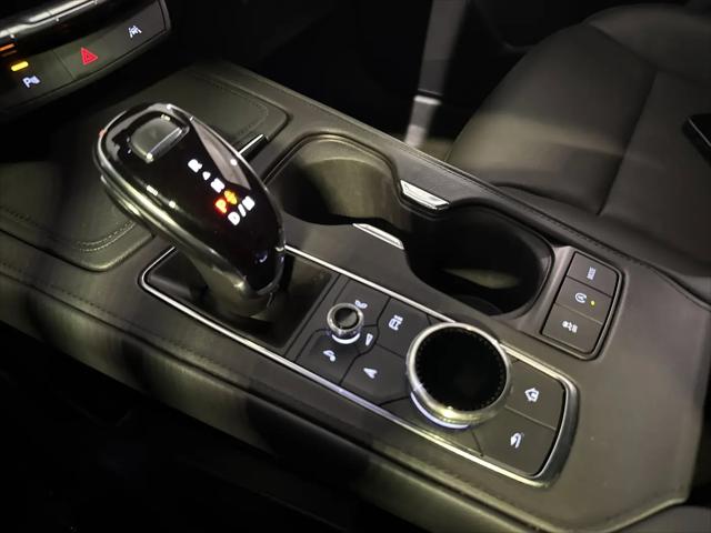 2025 Cadillac XT4 AWD Premium Luxury
