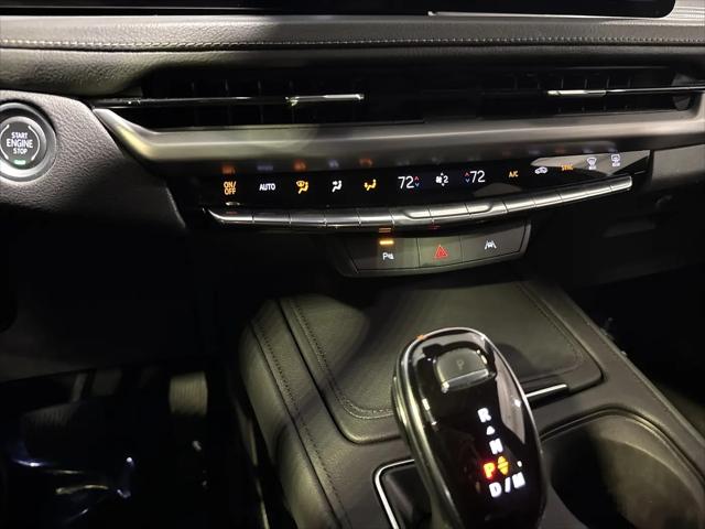 2025 Cadillac XT4 AWD Premium Luxury