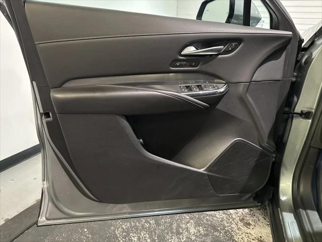 2024 Cadillac XT4 AWD Premium Luxury