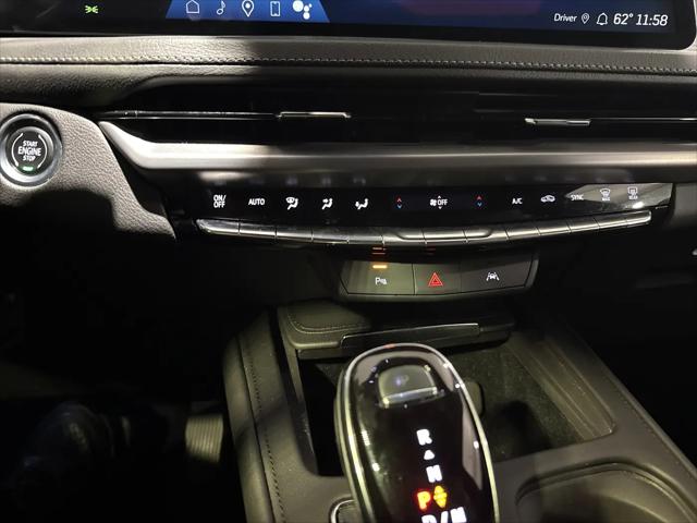 2024 Cadillac XT4 AWD Premium Luxury