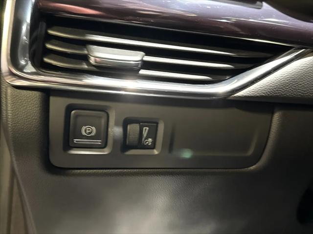 2023 Cadillac XT4 FWD Luxury