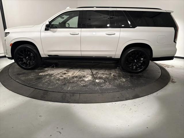 2022 Cadillac Escalade ESV 4WD Sport
