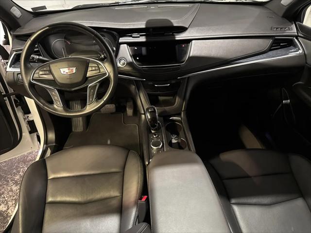 2024 Cadillac XT5 FWD Premium Luxury