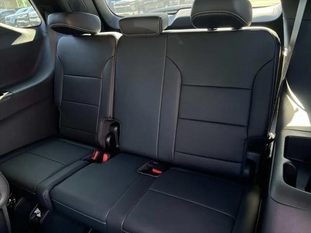 2026 Chevrolet Traverse AWD LT