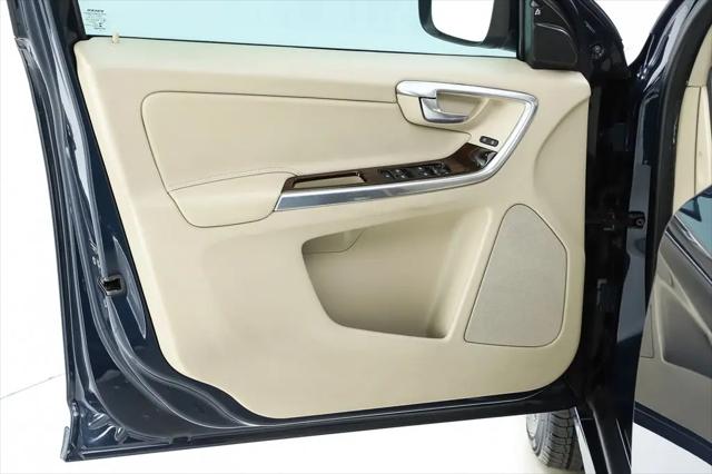 2015 Volvo XC60 T6 Premier Plus