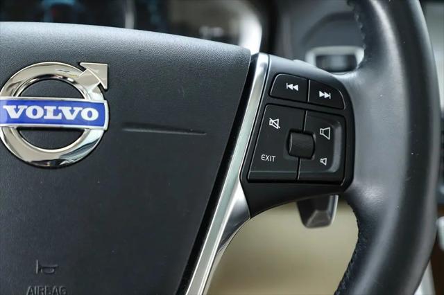 2015 Volvo XC60 T6 Premier Plus