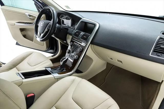2015 Volvo XC60 T6 Premier Plus