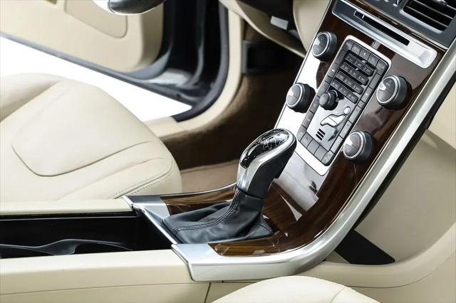 2015 Volvo XC60 T6 Premier Plus
