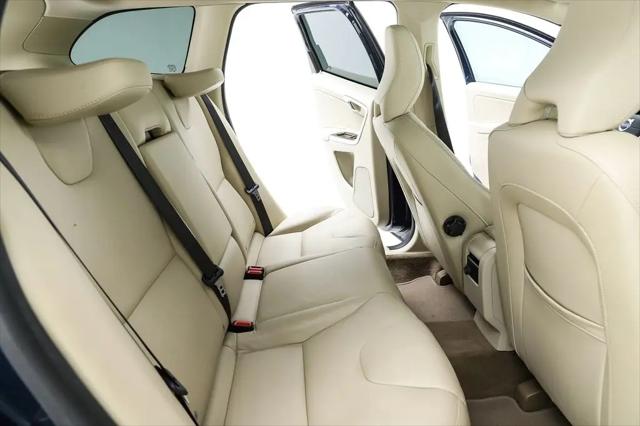 2015 Volvo XC60 T6 Premier Plus