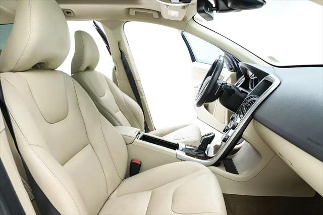 2015 Volvo XC60 T6 Premier Plus