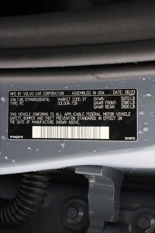2024 Volvo S60 B5 Ultimate Dark Theme