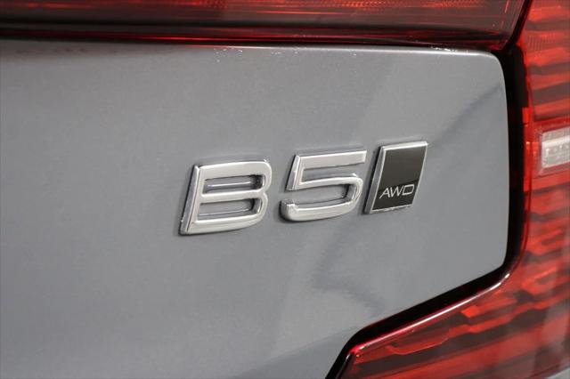2024 Volvo S60 B5 Ultimate Dark Theme