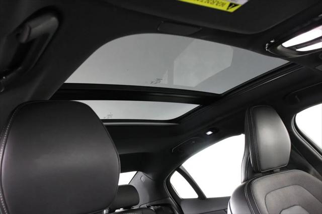 2024 Volvo S60 B5 Ultimate Dark Theme