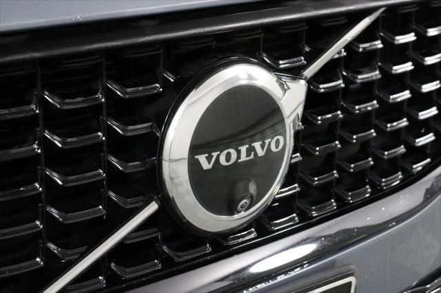 2024 Volvo S60 B5 Ultimate Dark Theme