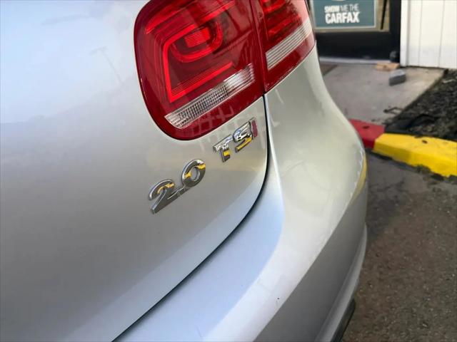 2013 Volkswagen Eos Lux