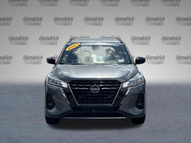 2023 Nissan Kicks SR Xtronic CVT