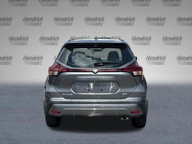 2023 Nissan Kicks SR Xtronic CVT