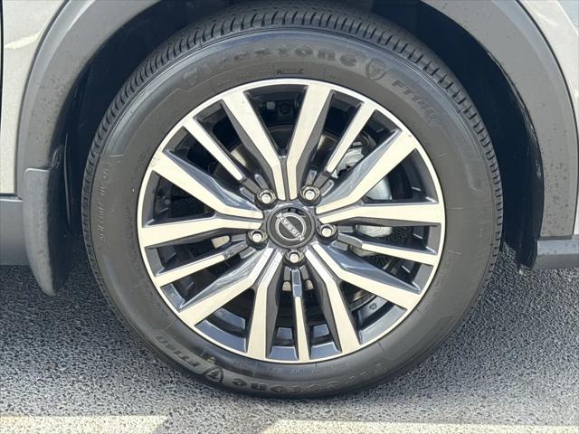 2023 Nissan Kicks SR Xtronic CVT