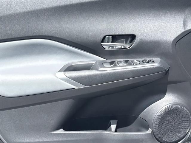 2023 Nissan Kicks SR Xtronic CVT